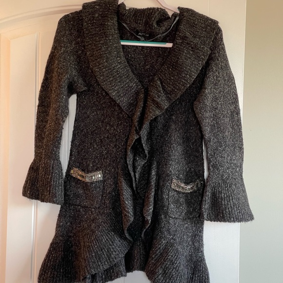 APT. 9 Women's Gray Cardigan Sweater Top Wool Ruffle Rhinestone Pockets, Sz S - Picture 7 of 16